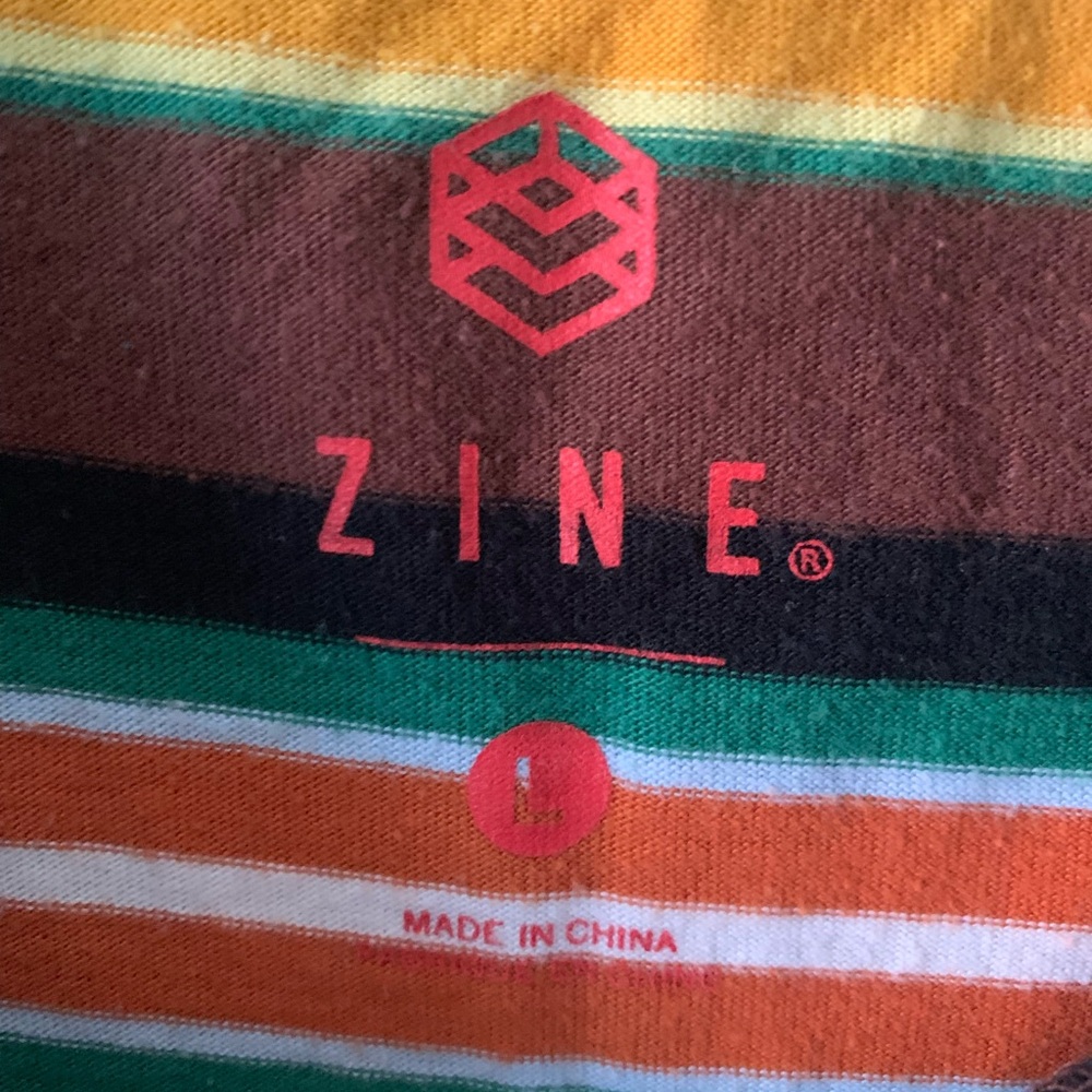Zumiez-Zine mens T shirt-size Large - Picture 4 of 5